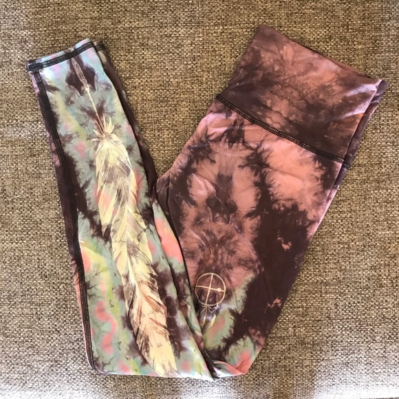 Teeki eagle feather pink yoga leggings - Picture 4 of 5